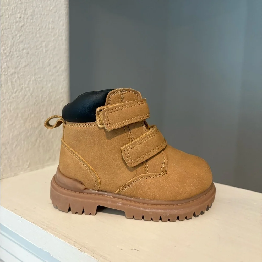 Wonder Nation Infant Tucker Construction Boots Size 4 Boys Easy On Off Zipper